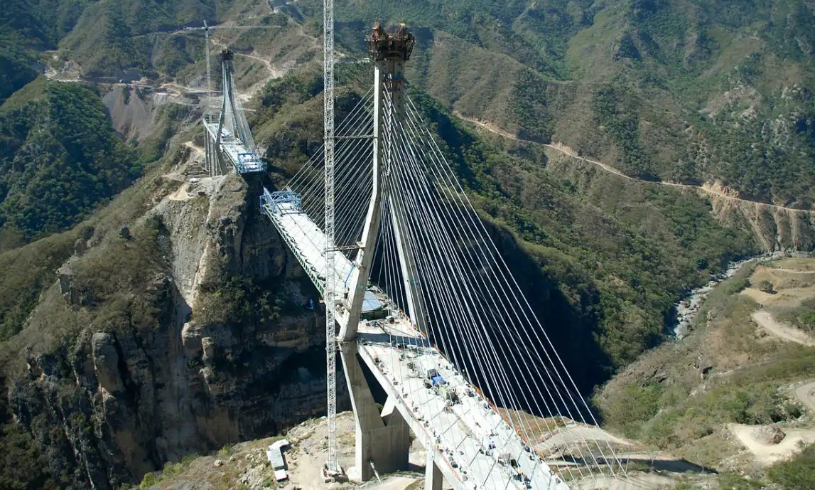 ¿Cómo fue la obra del Puente Baluarte?